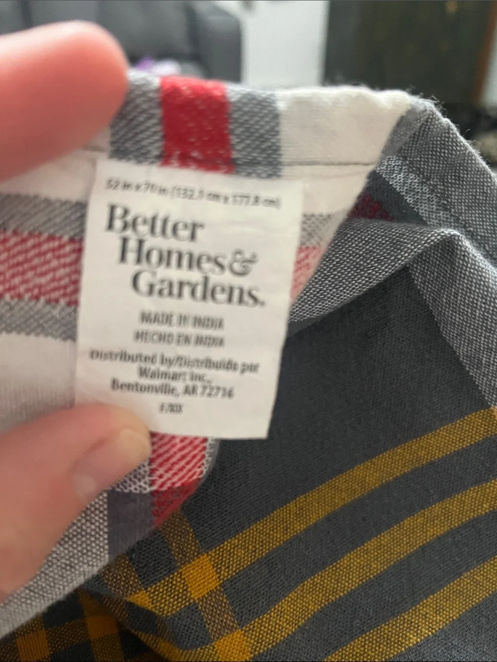 Better Homes & Garden table cloth